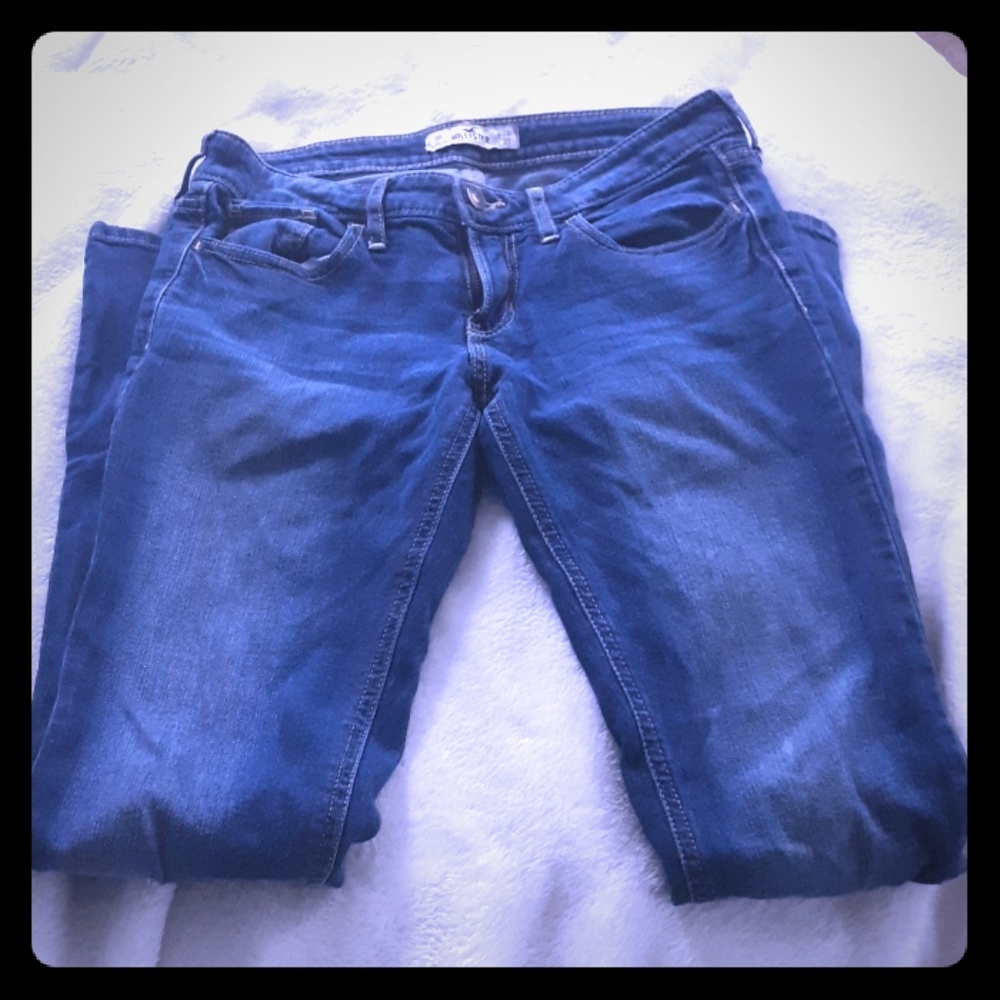 Hollister  jeans size 3r